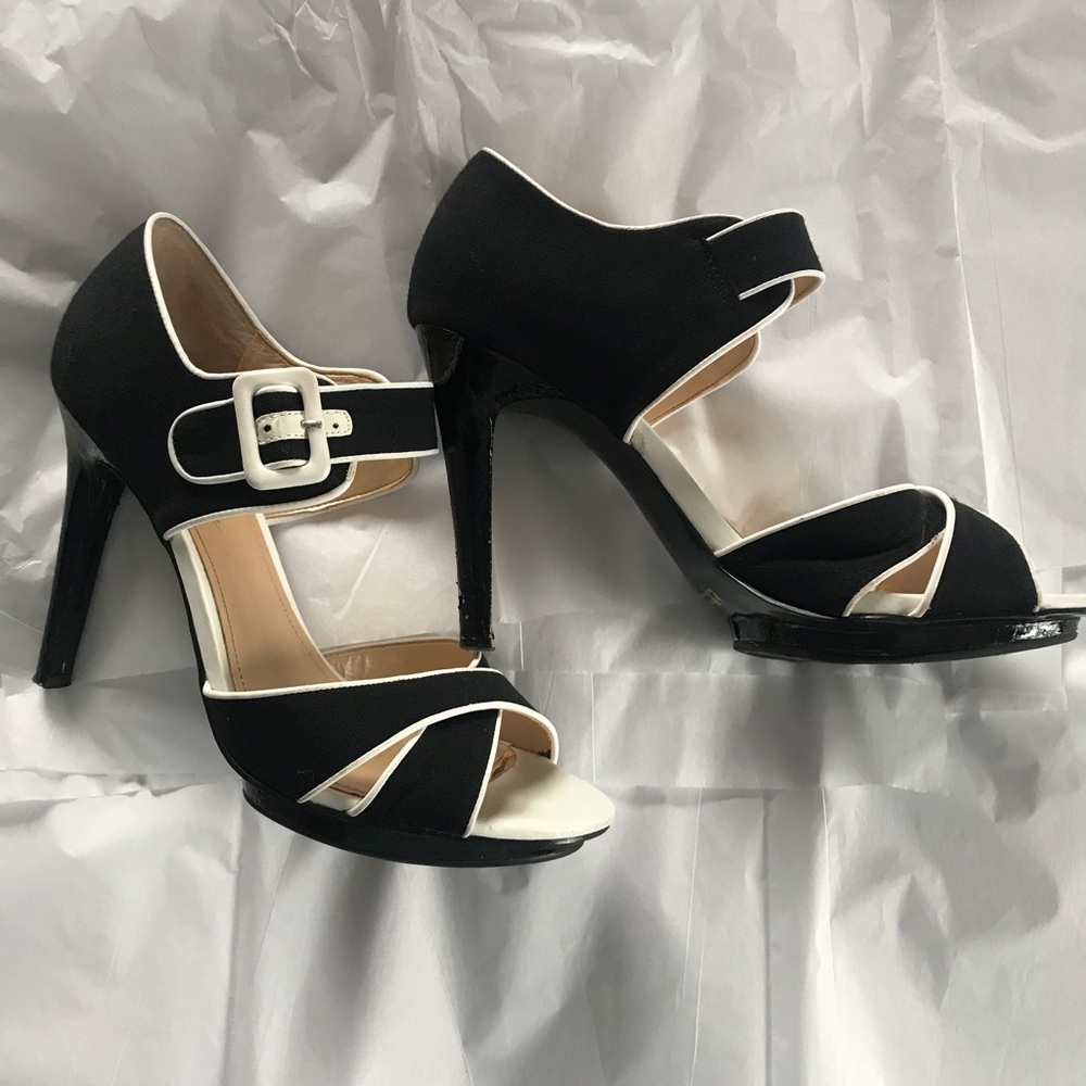 Shoes - Picture 3 of 6